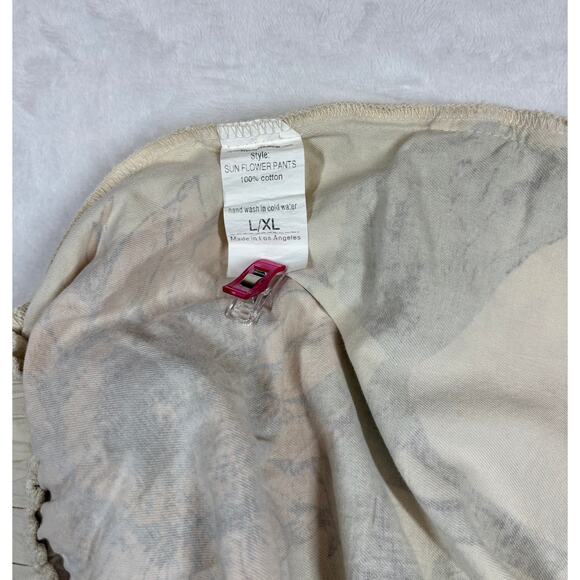 Jaded Gypsy Local Fair 100% Cotton Chic Boho Sunflower Shorts Size L/XL - Picture 7 of 8